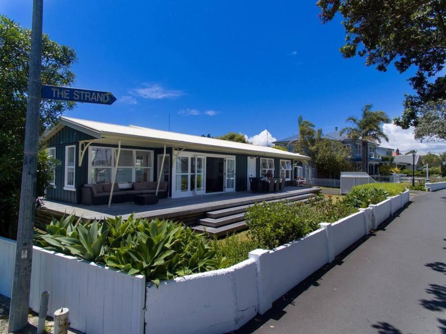 Last On The Strand, Russell - The Boathouse Экстерьер фото